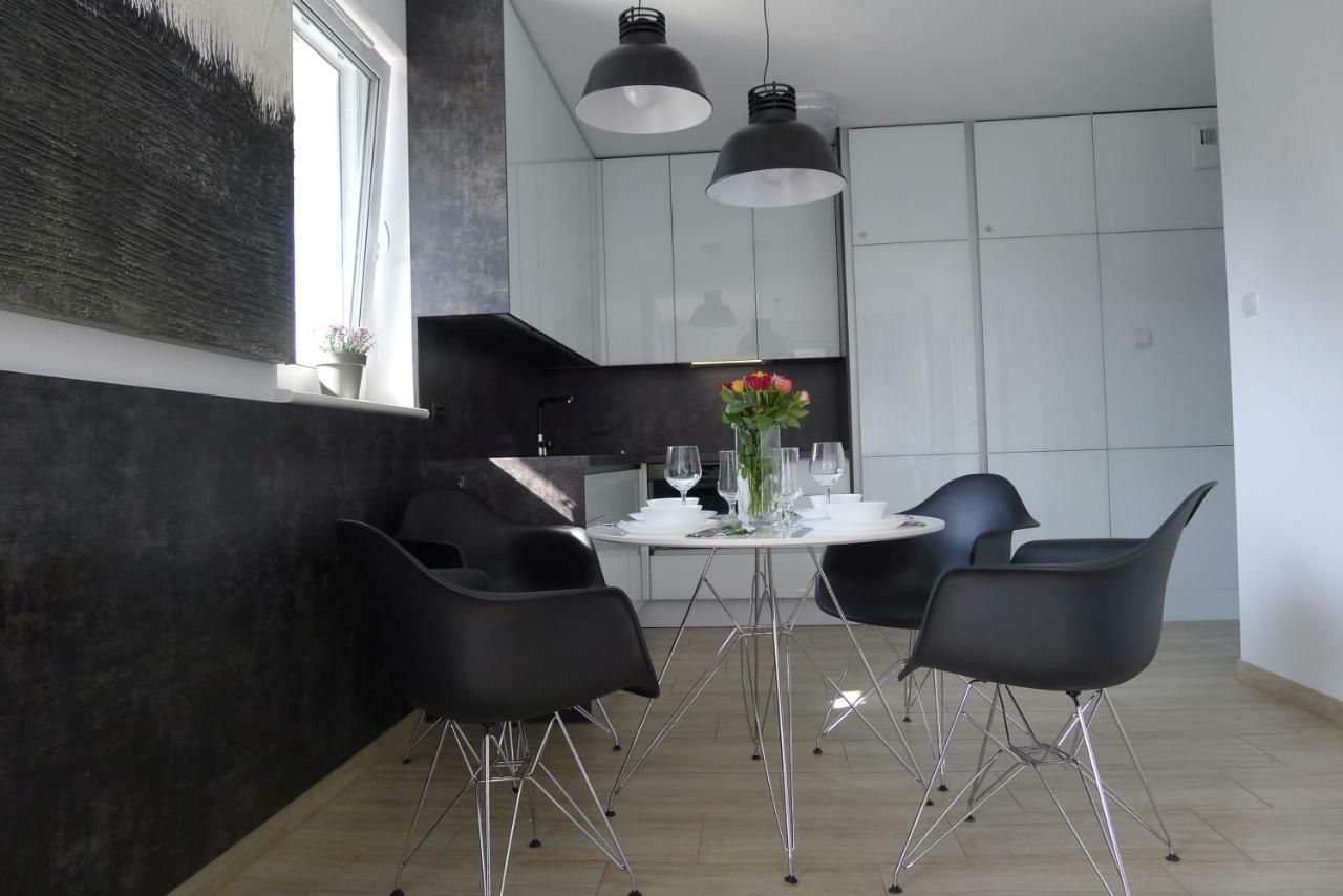 Impresja 42 Apartament Z Garazem Колобжег Экстерьер фото